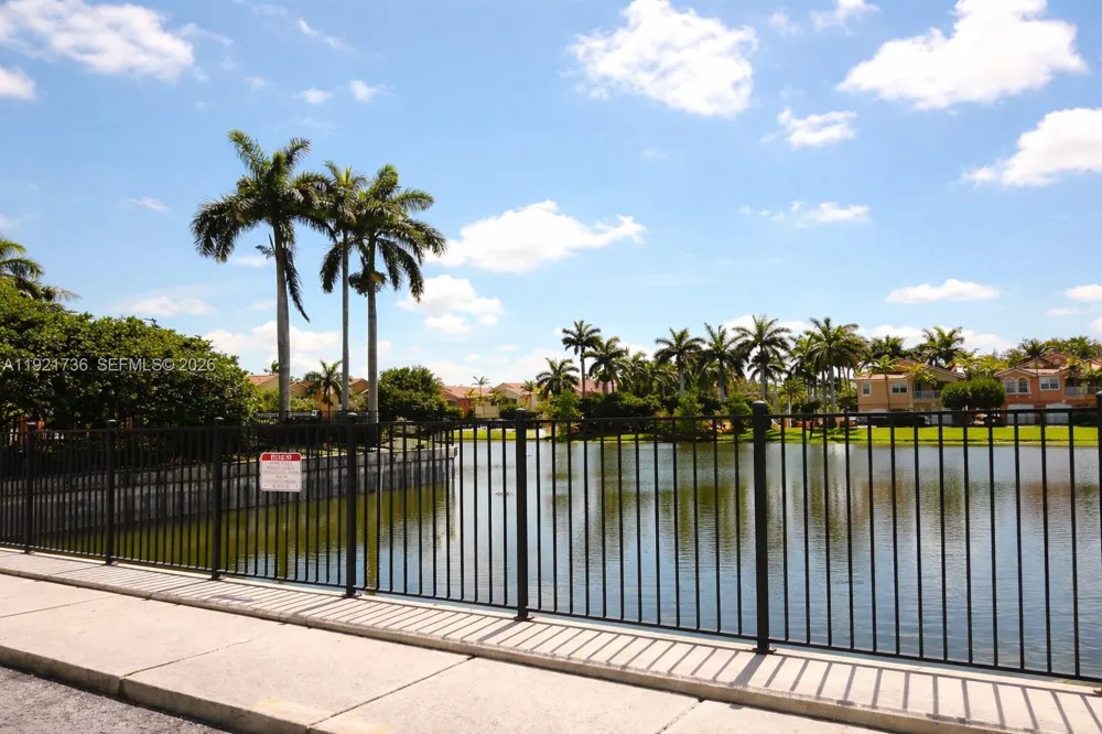 1718 Carvelle Dr #1718 Riviera Beach, FL 33404