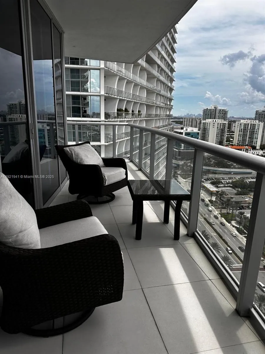17001 Collins Ave #2601 Sunny Isles Beach, FL 33160