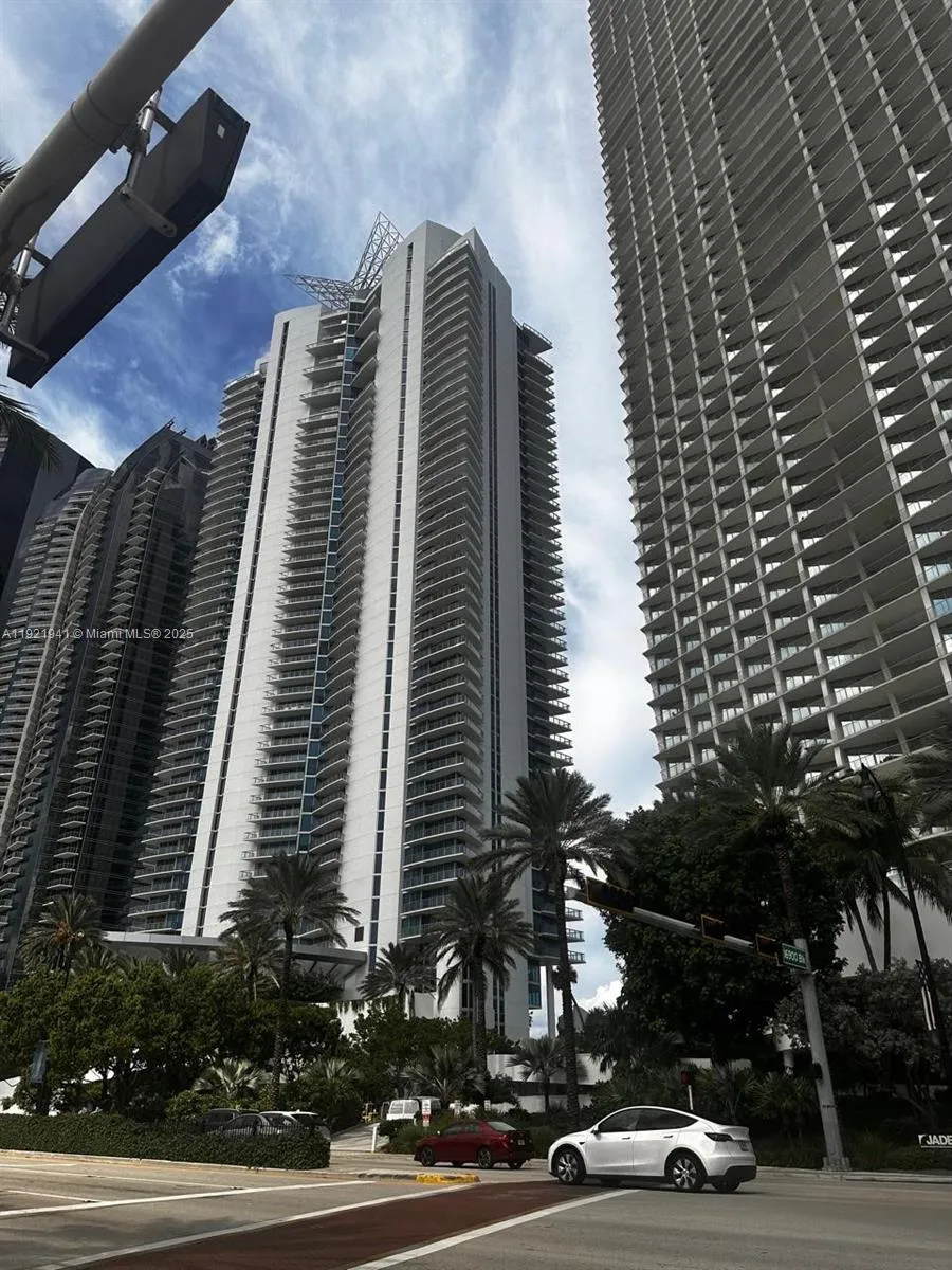 17001 Collins Ave #2601 Sunny Isles Beach, FL 33160