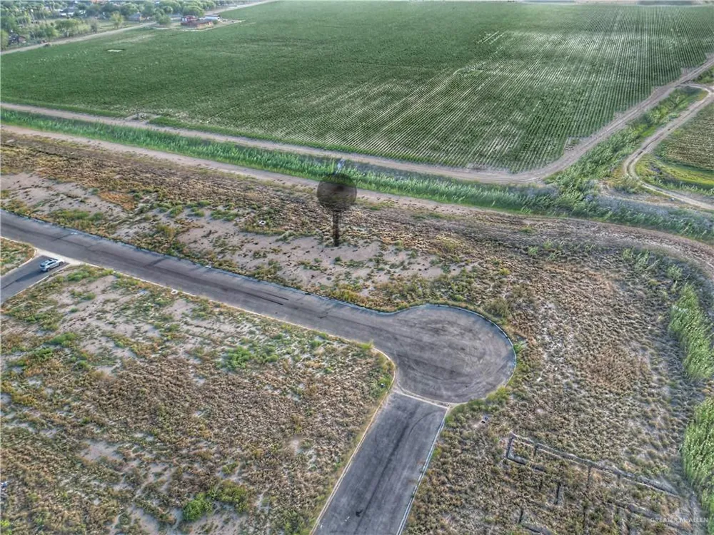 313 Leon Avenue Elsa, TX 78543