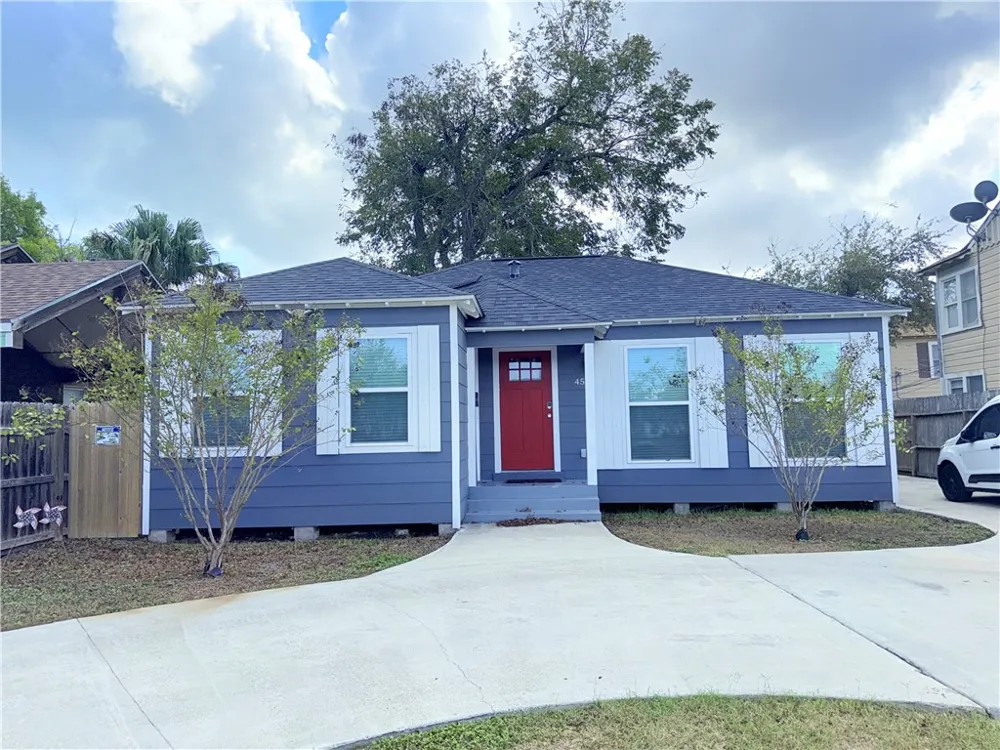 455 Louisiana Avenue Corpus Christi, TX 78404