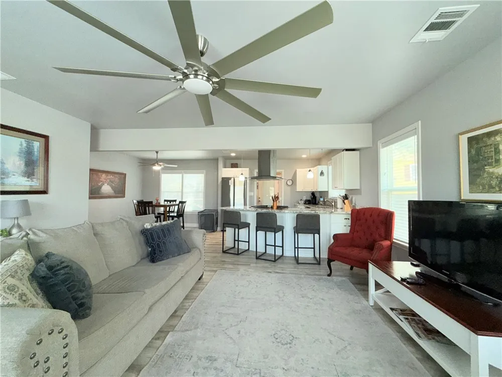 455 Louisiana Avenue Corpus Christi, TX 78404