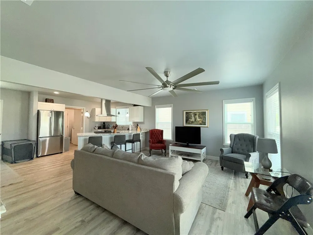 455 Louisiana Avenue Corpus Christi, TX 78404