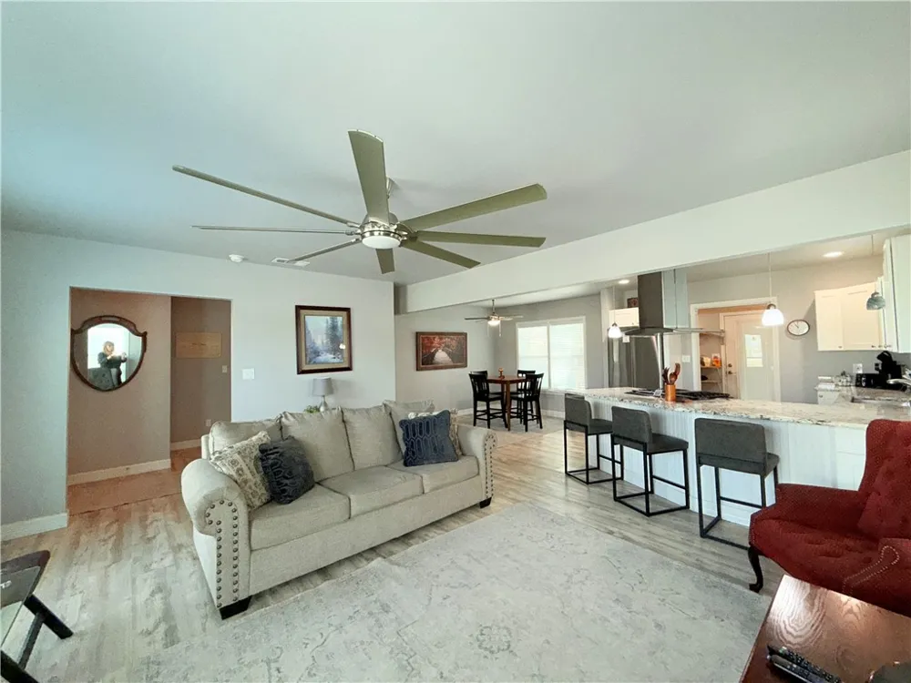 455 Louisiana Avenue Corpus Christi, TX 78404