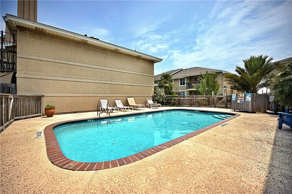 15125 Leeward Drive #20 Corpus Christi, TX 78418