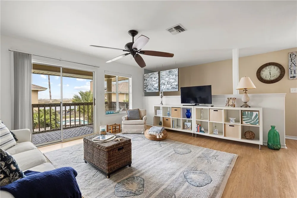 15125 Leeward Drive #20 Corpus Christi, TX 78418