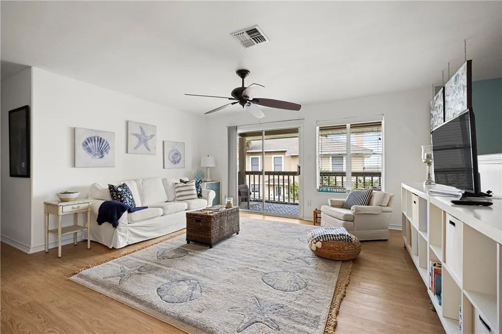 15125 Leeward Drive #20 Corpus Christi, TX 78418
