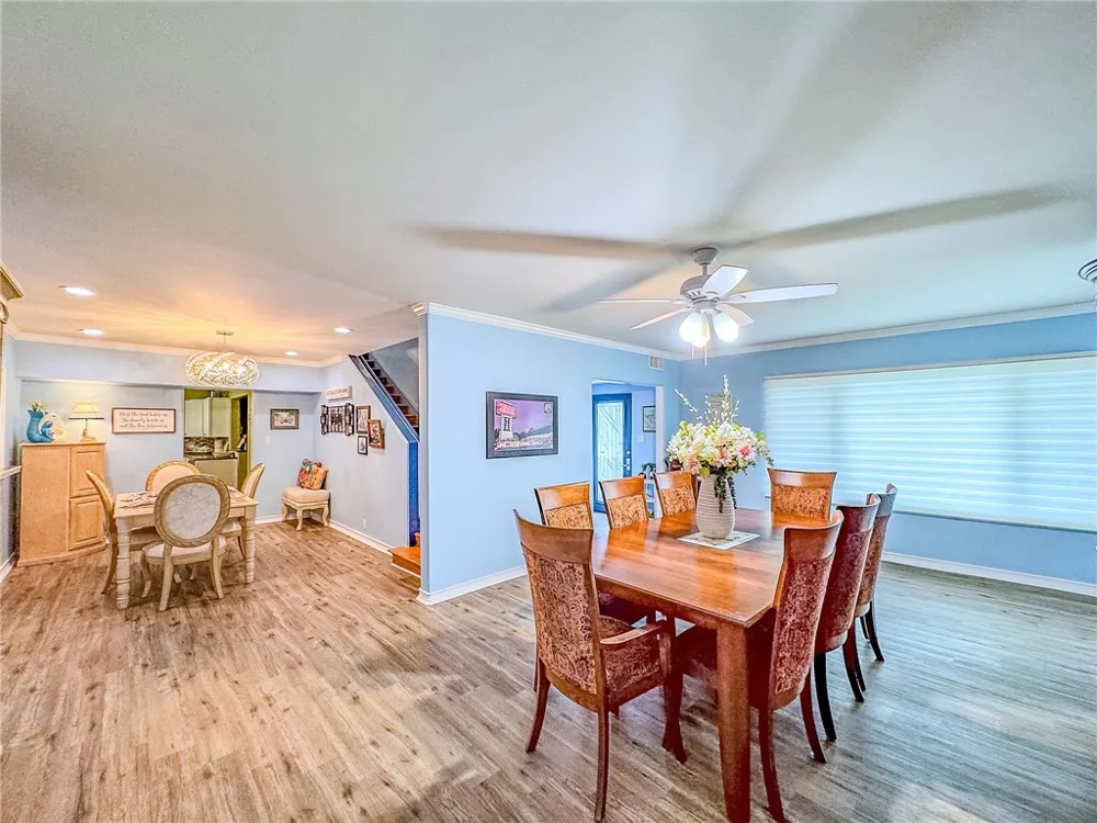 2925 Ocean Drive Corpus Christi, TX 78404
