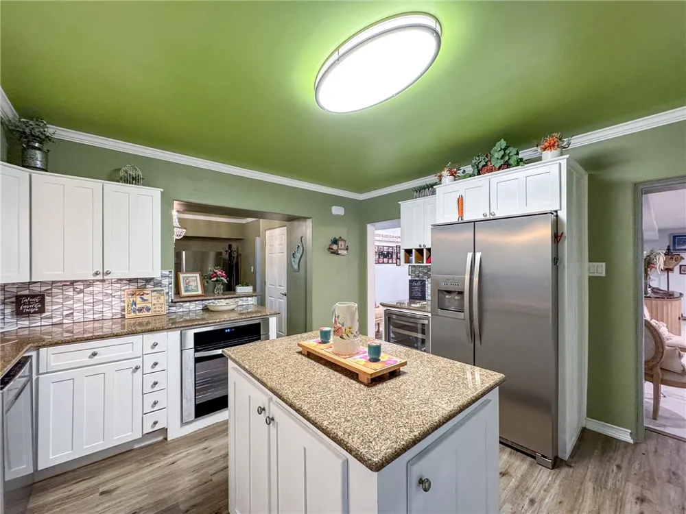 2925 Ocean Drive Corpus Christi, TX 78404