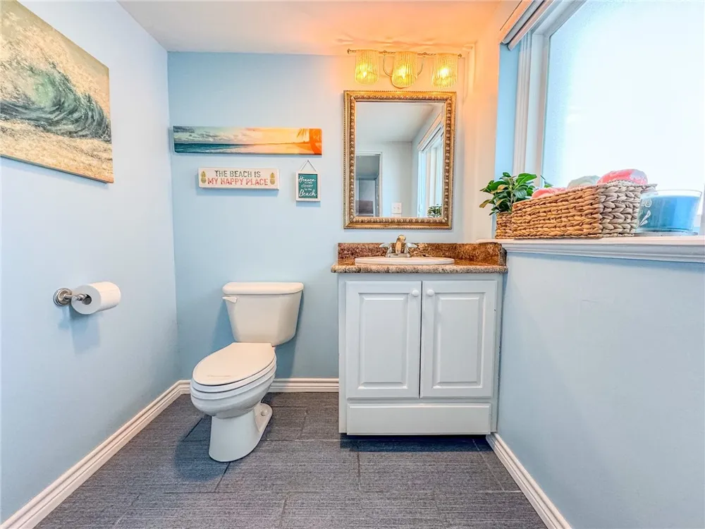 2925 Ocean Drive Corpus Christi, TX 78404