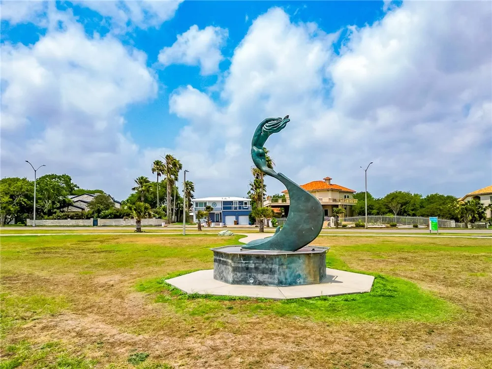 2925 Ocean Drive Corpus Christi, TX 78404