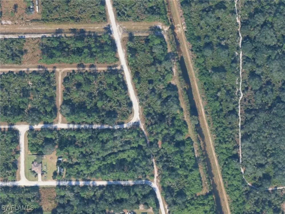 Fitch Avenue Alva, FL 33920
