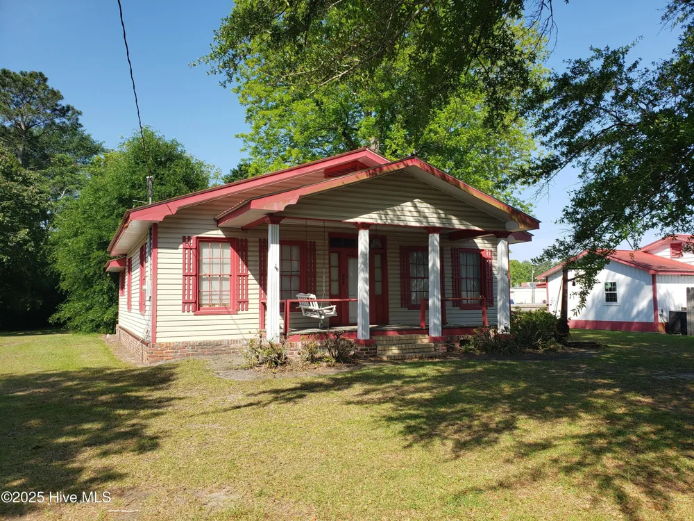 809 Conway Road Fair Bluff, NC 28439