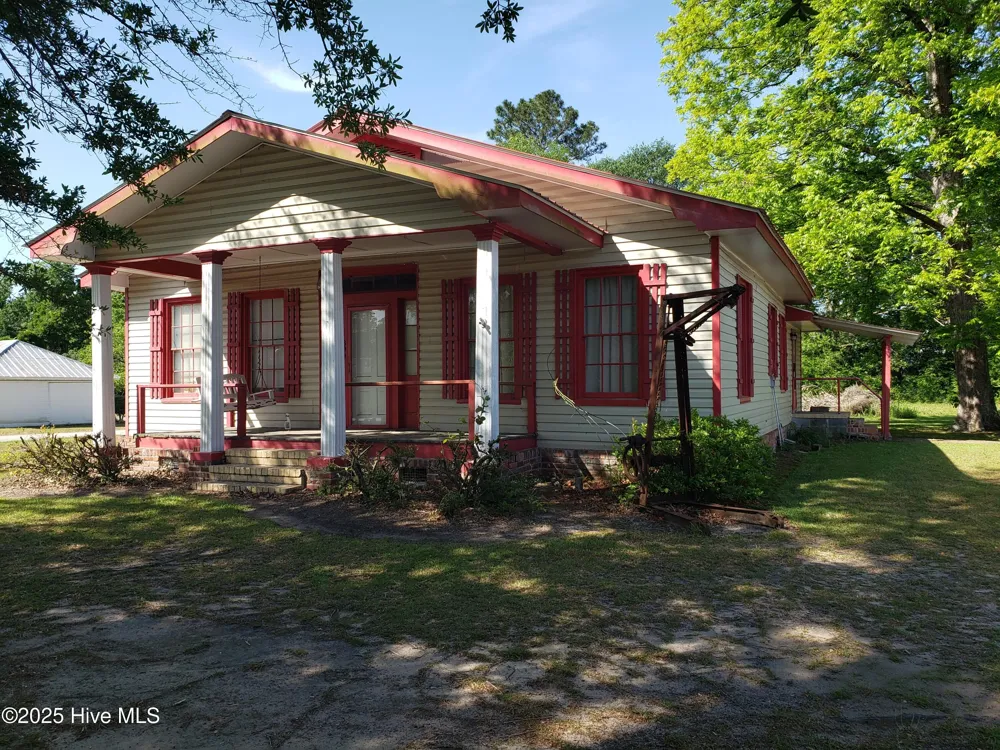 809 Conway Road Fair Bluff, NC 28439