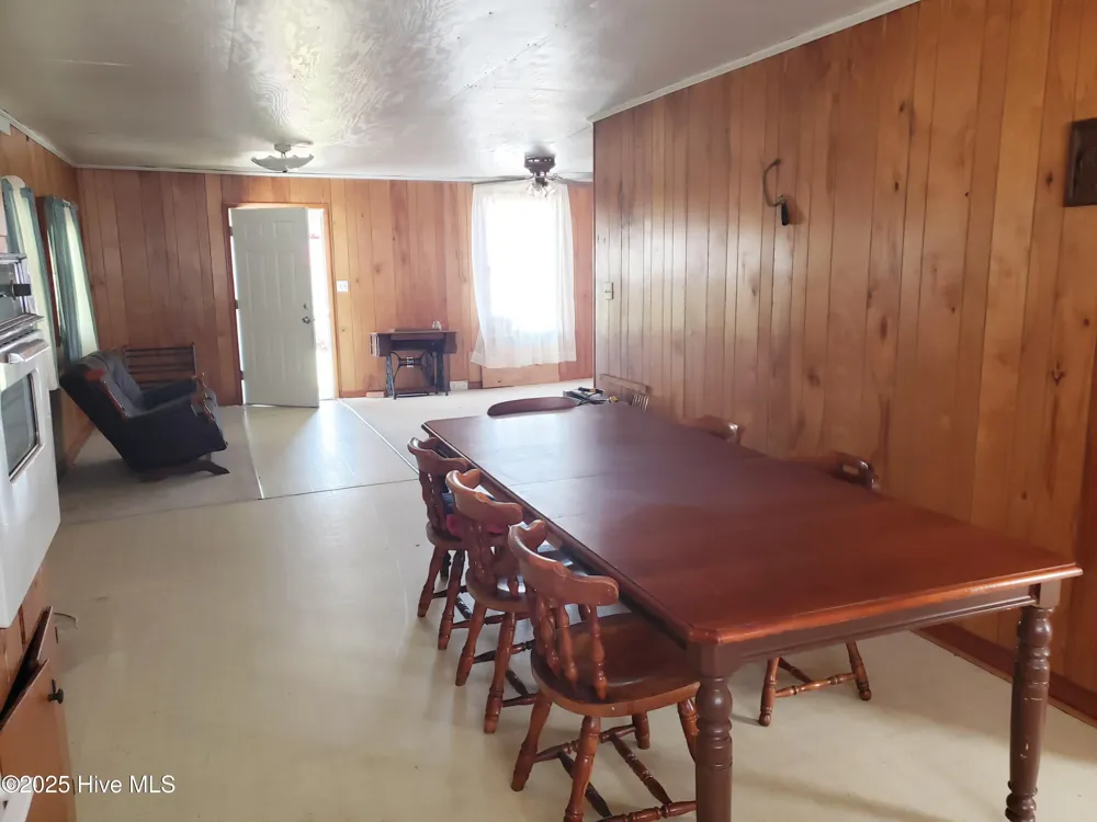 809 Conway Road Fair Bluff, NC 28439