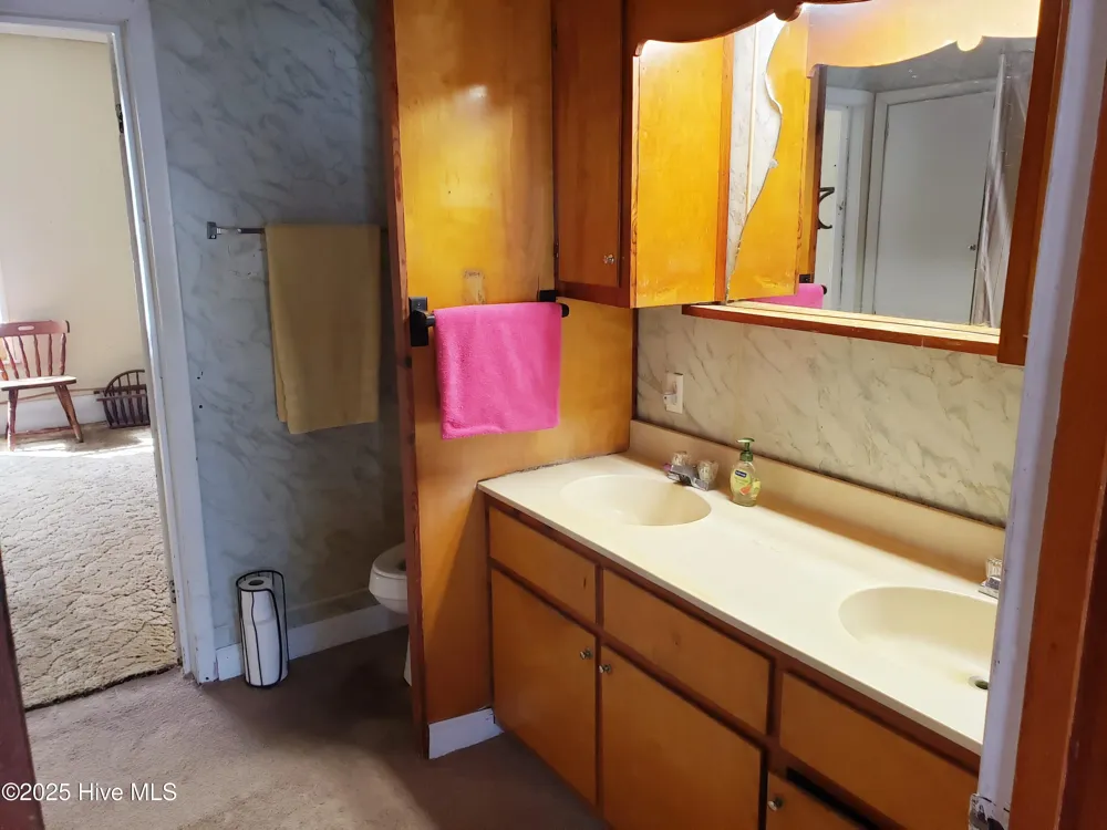 809 Conway Road Fair Bluff, NC 28439