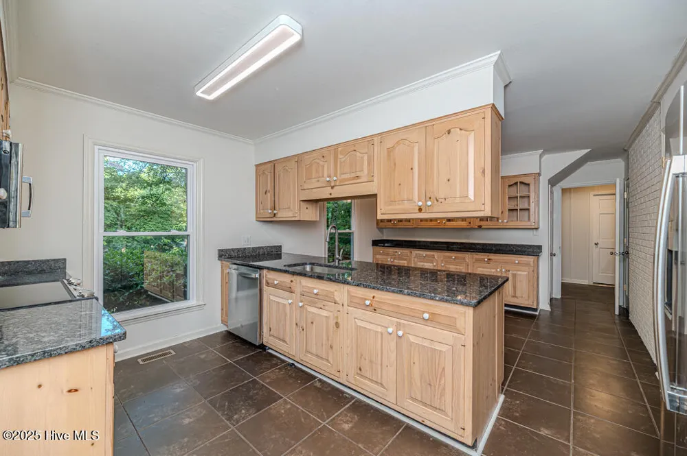 828 Chatham Road Rockingham, NC 28379