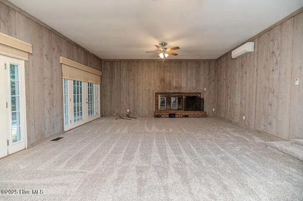 828 Chatham Road Rockingham, NC 28379