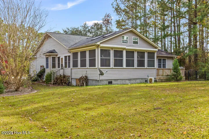 9314 Doris Drive Oriental, NC 28571