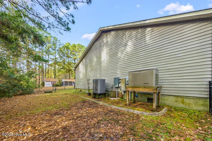 9314 Doris Drive Oriental, NC 28571