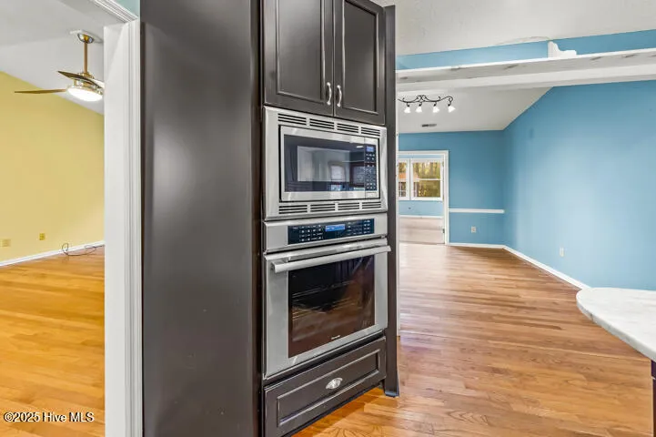 9314 Doris Drive Oriental, NC 28571