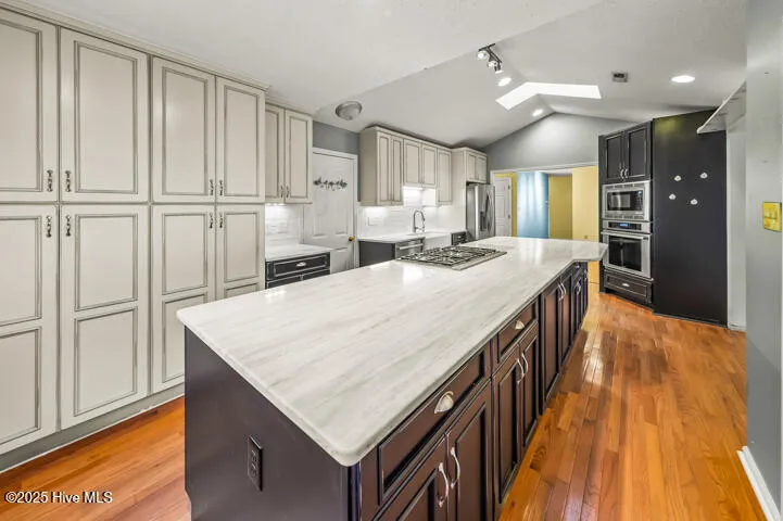 9314 Doris Drive Oriental, NC 28571