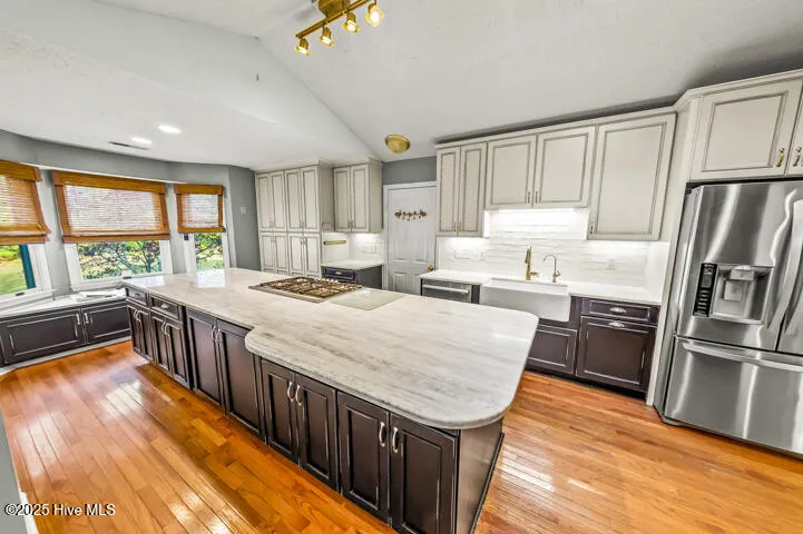 9314 Doris Drive Oriental, NC 28571