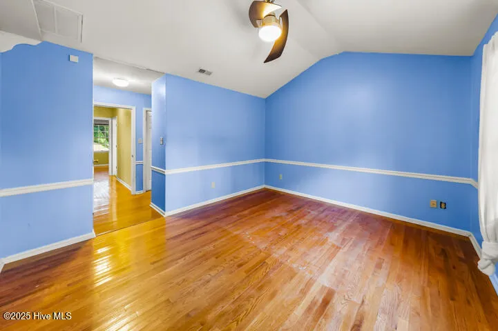 9314 Doris Drive Oriental, NC 28571