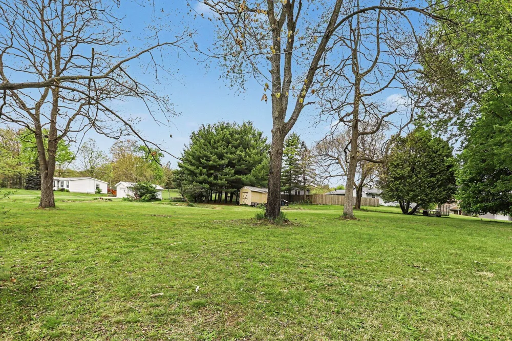1819 Elizabeth Drive Three Rivers, MI 49093