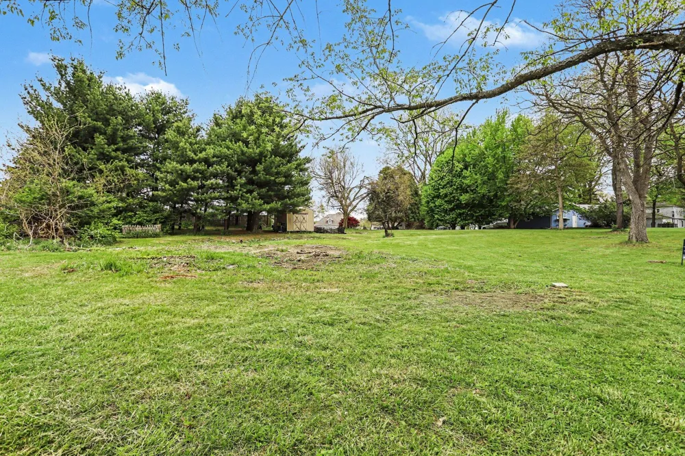 1819 Elizabeth Drive Three Rivers, MI 49093