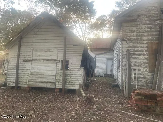 1890 Oneal Road Whitakers, NC 27891