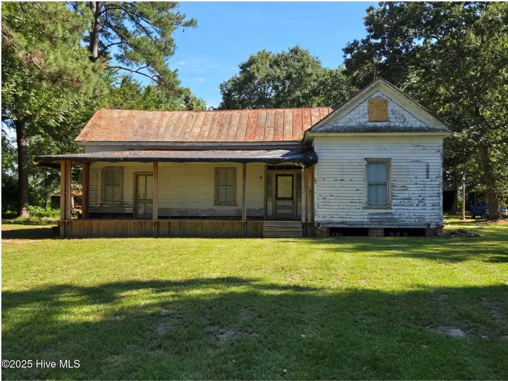 1890 Oneal Road Whitakers, NC 27891