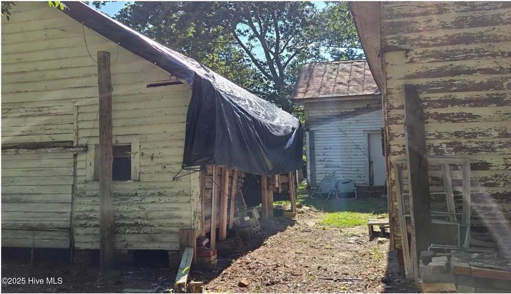 1890 Oneal Road Whitakers, NC 27891