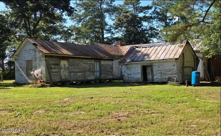1890 Oneal Road Whitakers, NC 27891
