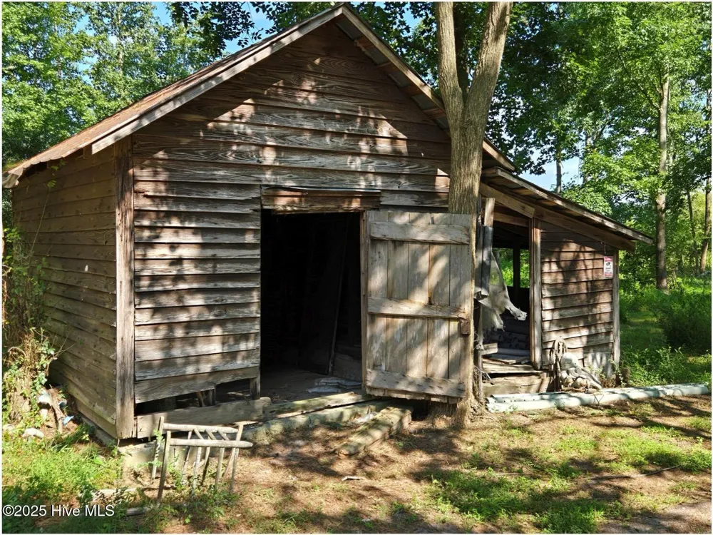 1890 Oneal Road Whitakers, NC 27891