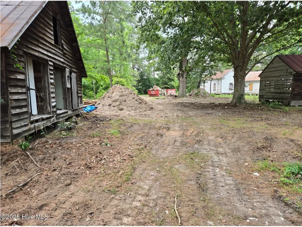 1890 Oneal Road Whitakers, NC 27891