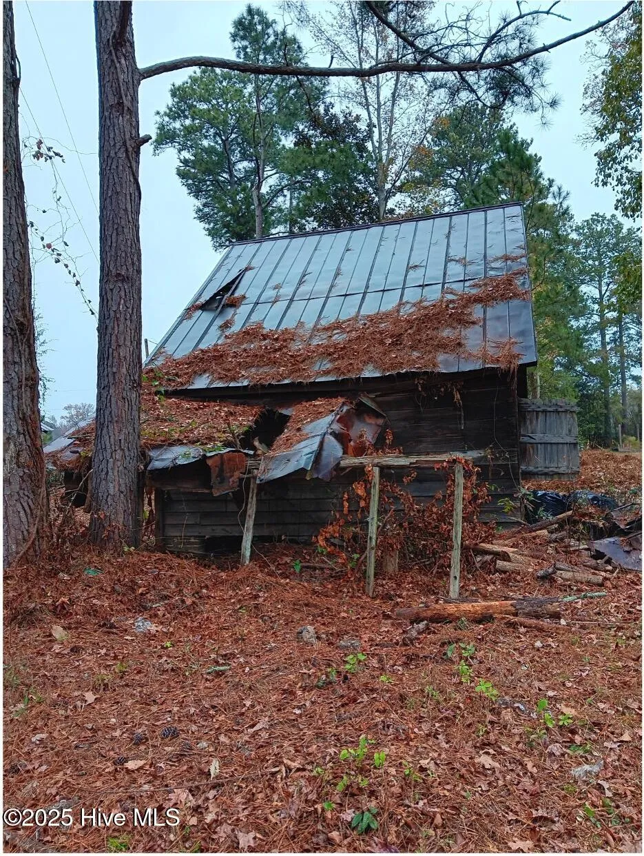 1890 Oneal Road Whitakers, NC 27891