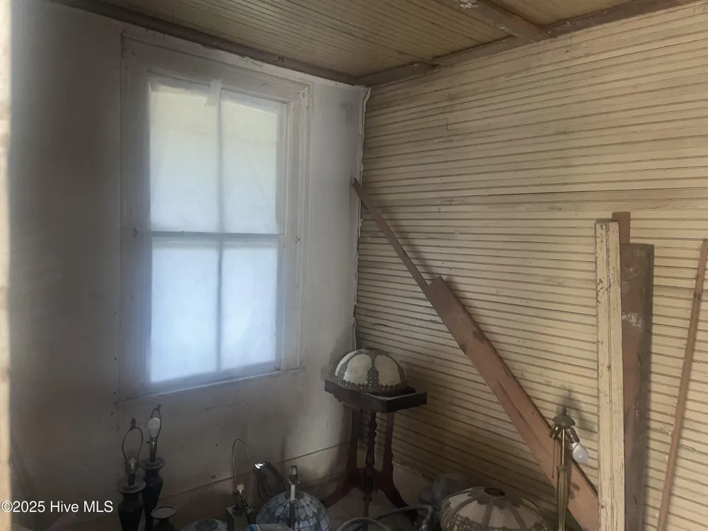 1890 Oneal Road Whitakers, NC 27891