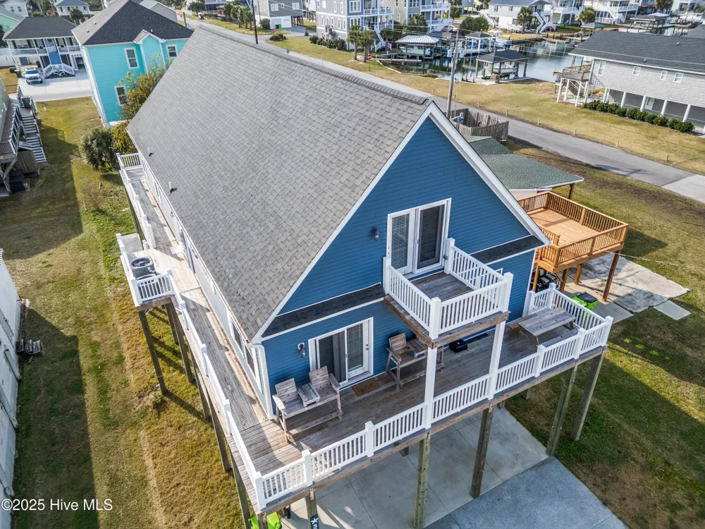 3011 3rd Street Surf City, NC 28445
