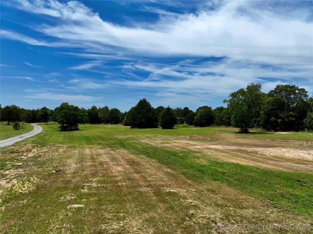 19 Kathy Lane Eufaula, OK 74432