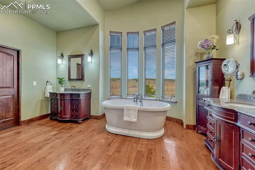 9565 Oak Springs Trail Franktown, CO 80116