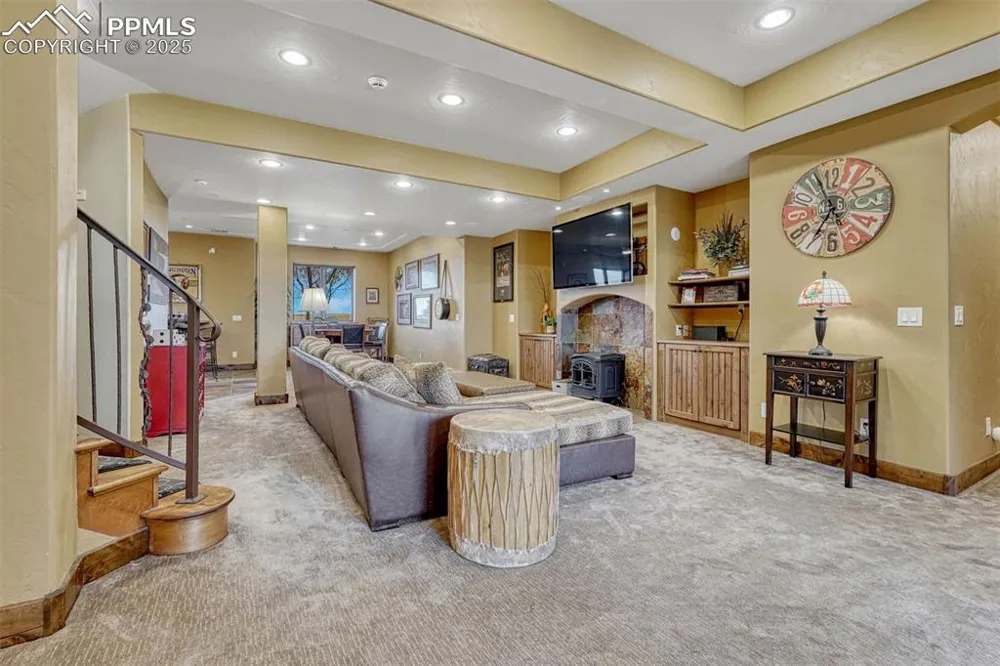 9565 Oak Springs Trail Franktown, CO 80116