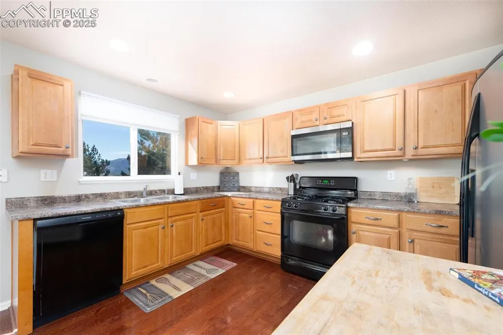 1890 Wildwood Pass Drive Colorado Springs, CO 80921