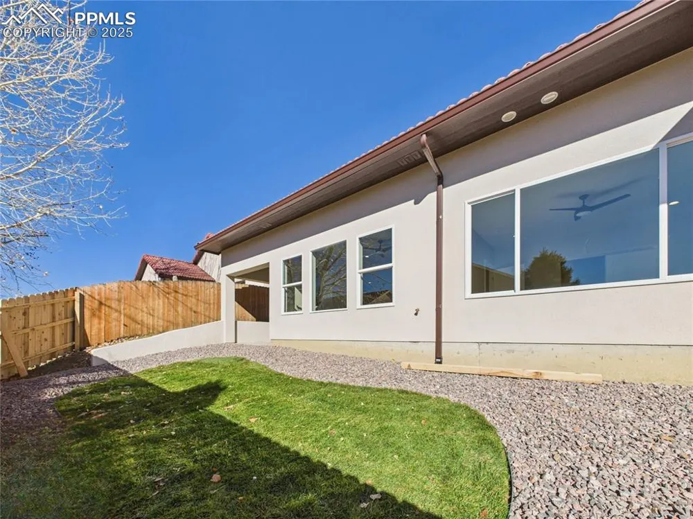 1318 Tierra Berienda Pueblo, CO 81008