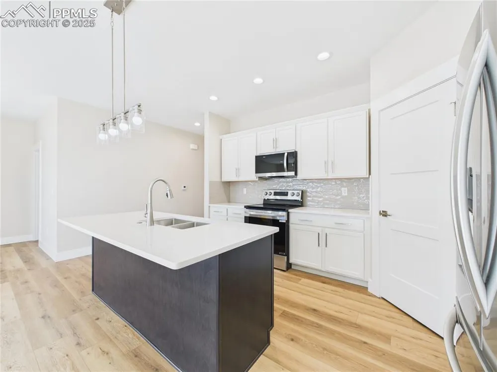 1316 Tierra Berienda Pueblo, CO 81008