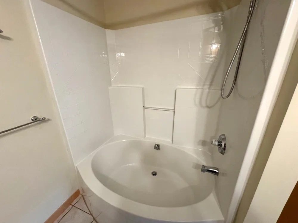 103 Ultra Court Roscommon Township, MI 48653