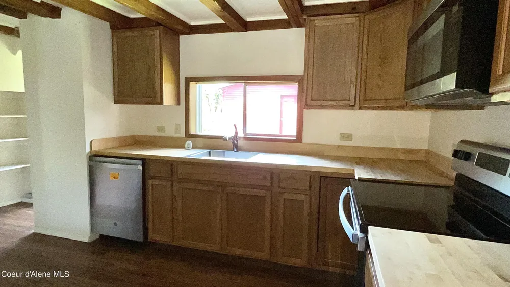 345 E Jefferson Priest River, ID 83856