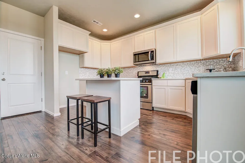18724 E RIVERSIDE STREET Spokane Valley, WA 99016