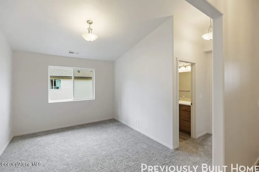 18717 E RIVERSIDE STREET Spokane Valley, WA 99016