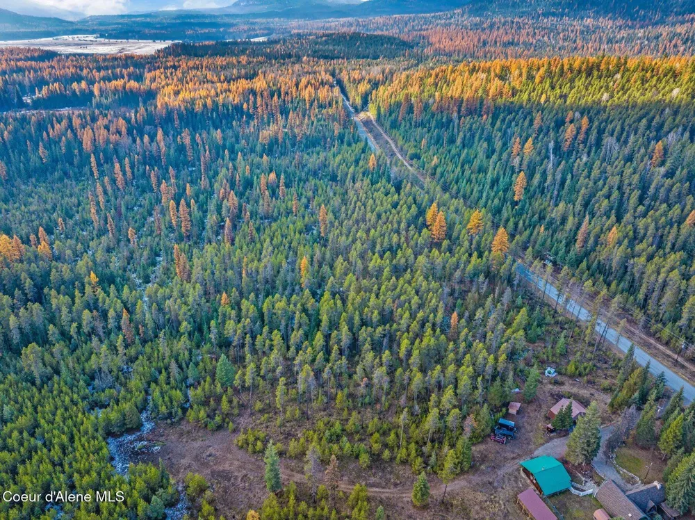 762 Reeder Bay Road Nordman, ID 83848